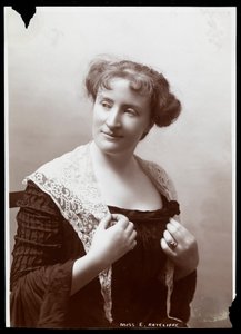 Cecilia Radcliffe (Mrs. Gilmore) (impressão em gelatina de prata)